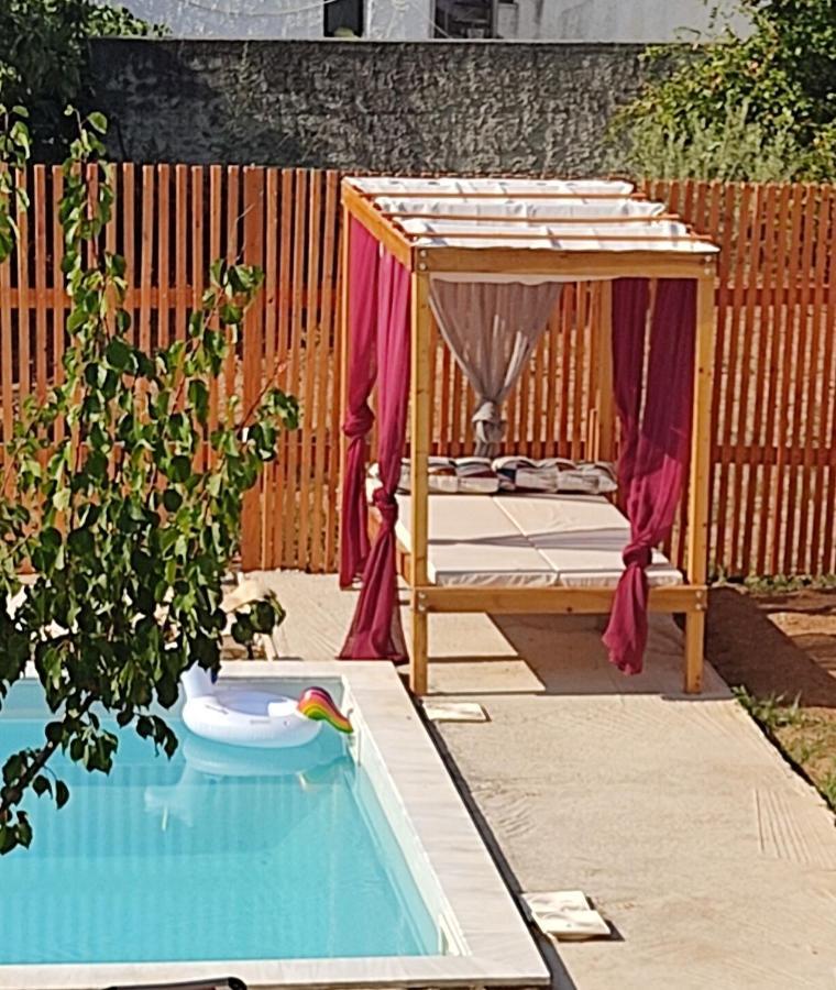 Alice House 1 Daire Amarynthos Dış mekan fotoğraf